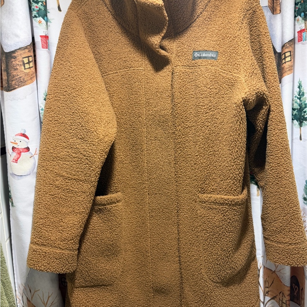 Cozy Women's Teddy Jacket - Tan